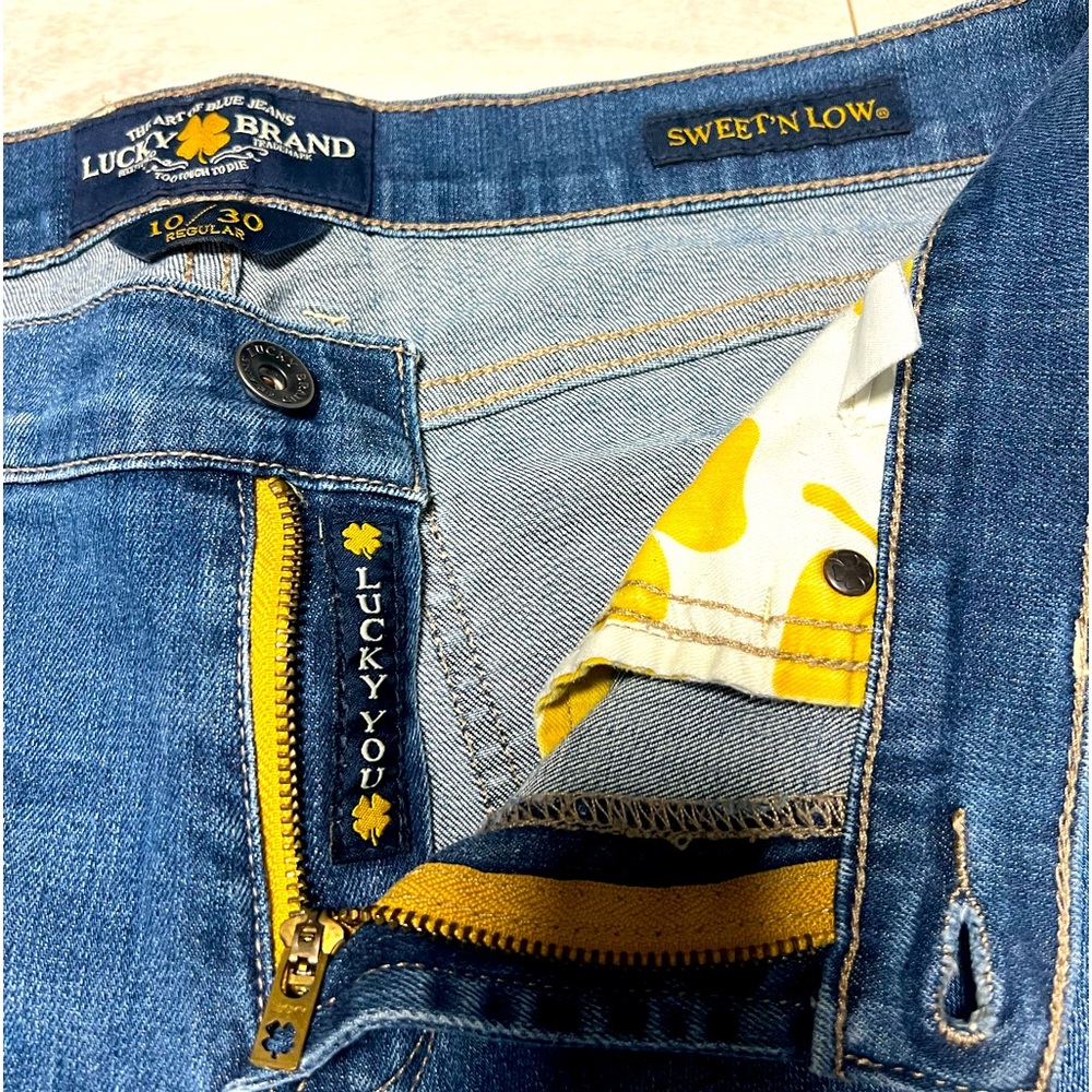 Lucky 🍀 Jeans size 10/30
